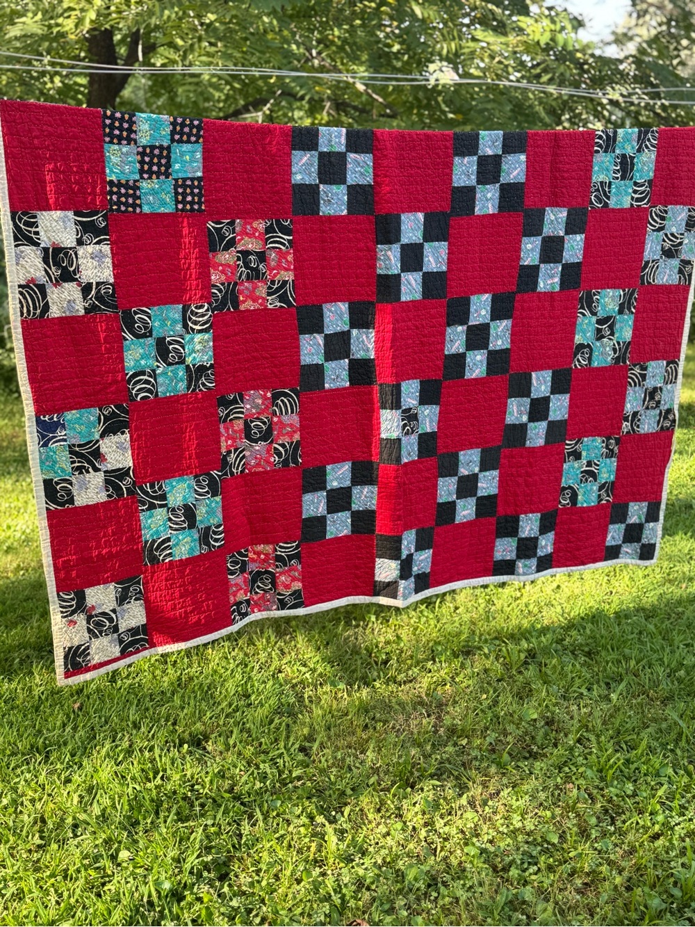 Vintage hand stitched Patchwork 9 patch Quilt